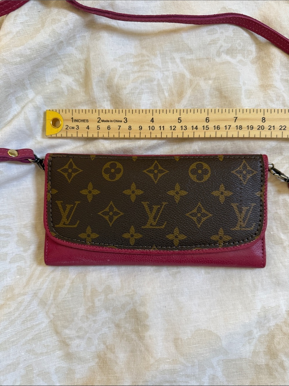 Like New Upcycled Crossbody Wallet Repurposed American Darling Louis Vuitton - Picture 9 of 10